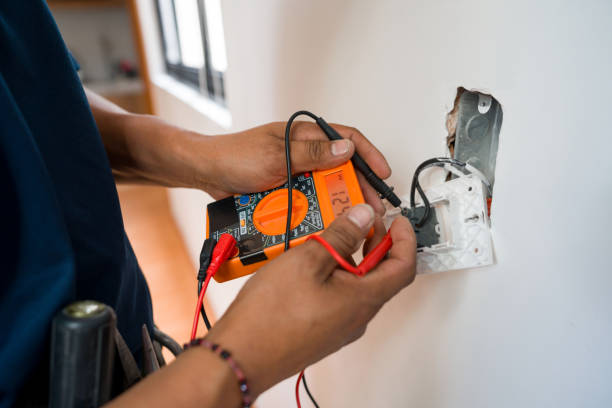 Best Electrical Contractors for Businesses  in Poynette, WI